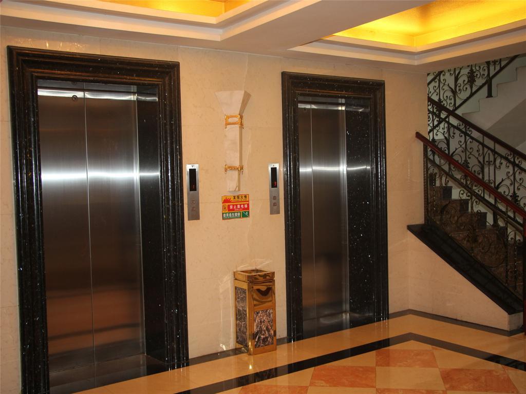 New West Street International Hotel Yangshuo Luaran gambar